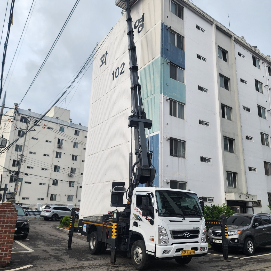 가로수 전지 스카이차 작업사진